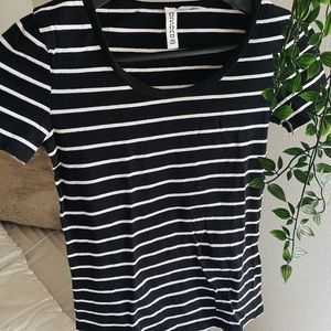 H&M striped shirt sleeve top
